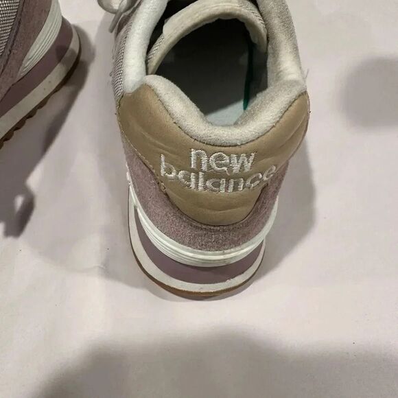 New Balance 574 Purple and Beige Tennis Shoes Size 10 - Picture 3 of 6